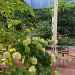 Bed & Breakfast La Casa Blu Di Monasteto
