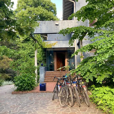 La Casa Blu Di Monasteto فندق مبيت وإفطار