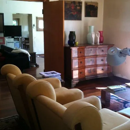 La Casa Blu Di Monasteto 3*